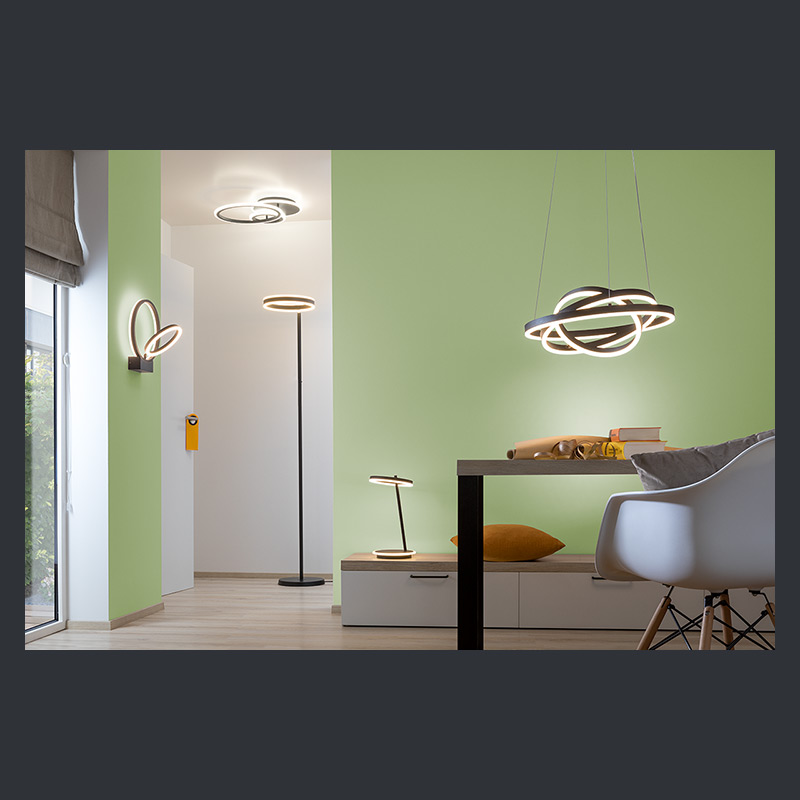 Schwarze Leuchtenserie mit LED-Ring